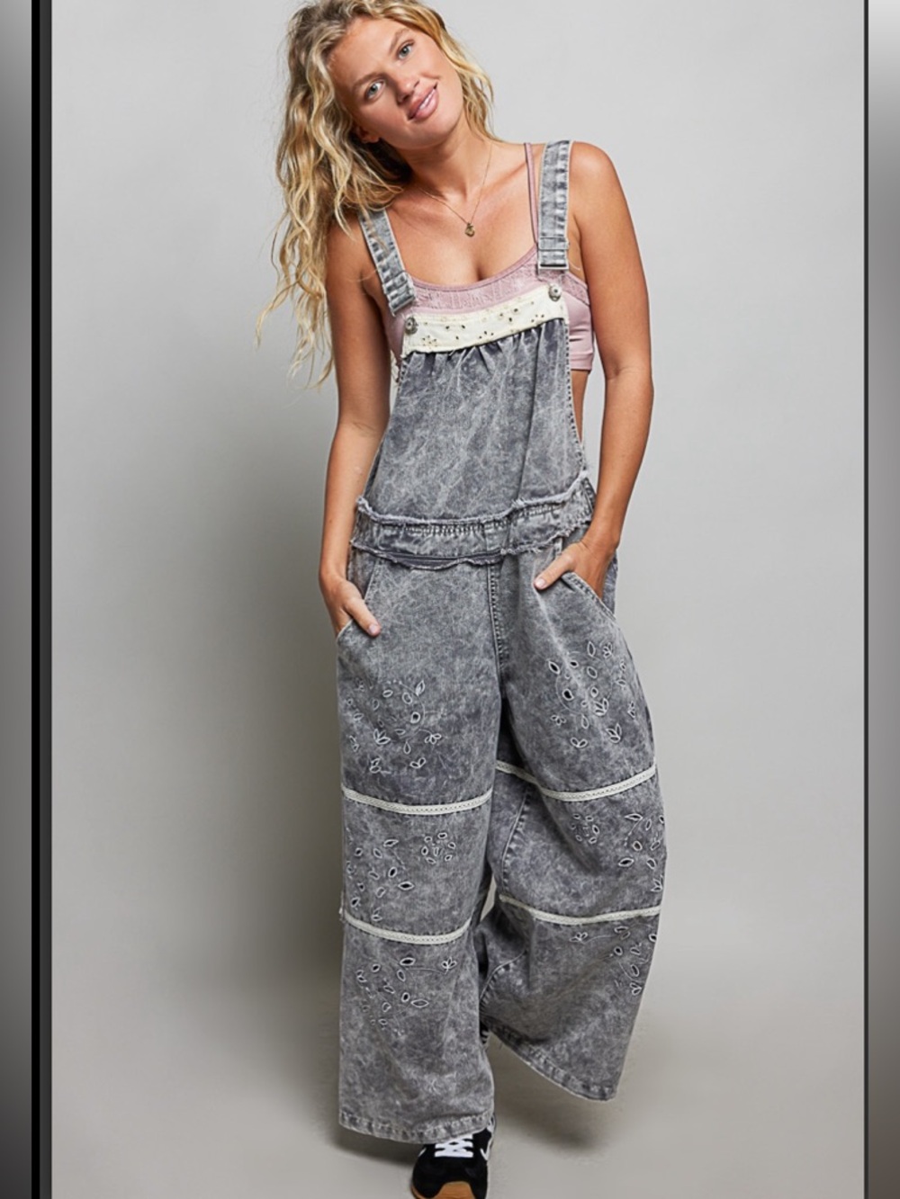 62 ❤️POL black laser cut patchwork overalls